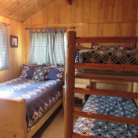 Hillside Hideaway -View Of Ski Slope From Charming Deck Big Bear Lake Luaran gambar