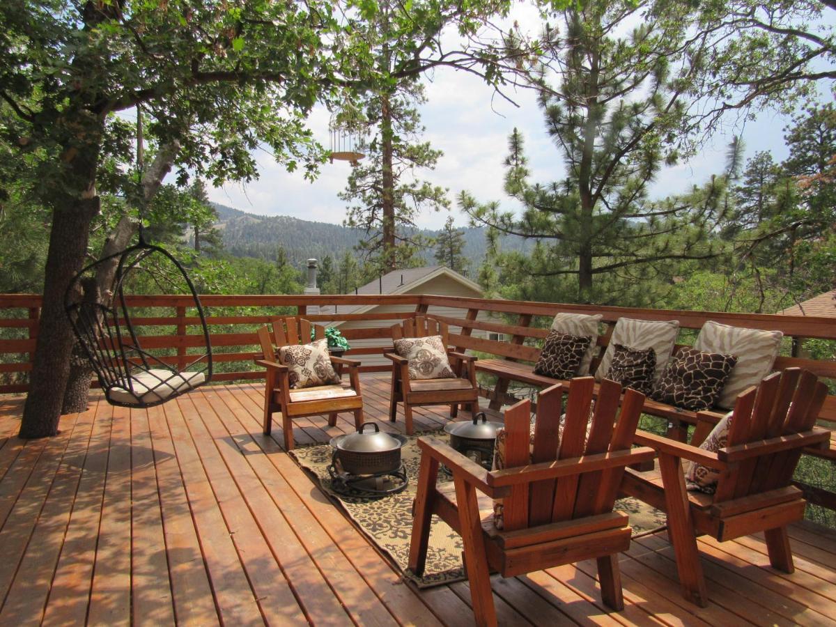 Hillside Hideaway -View Of Ski Slope From Charming Deck Big Bear Lake Luaran gambar