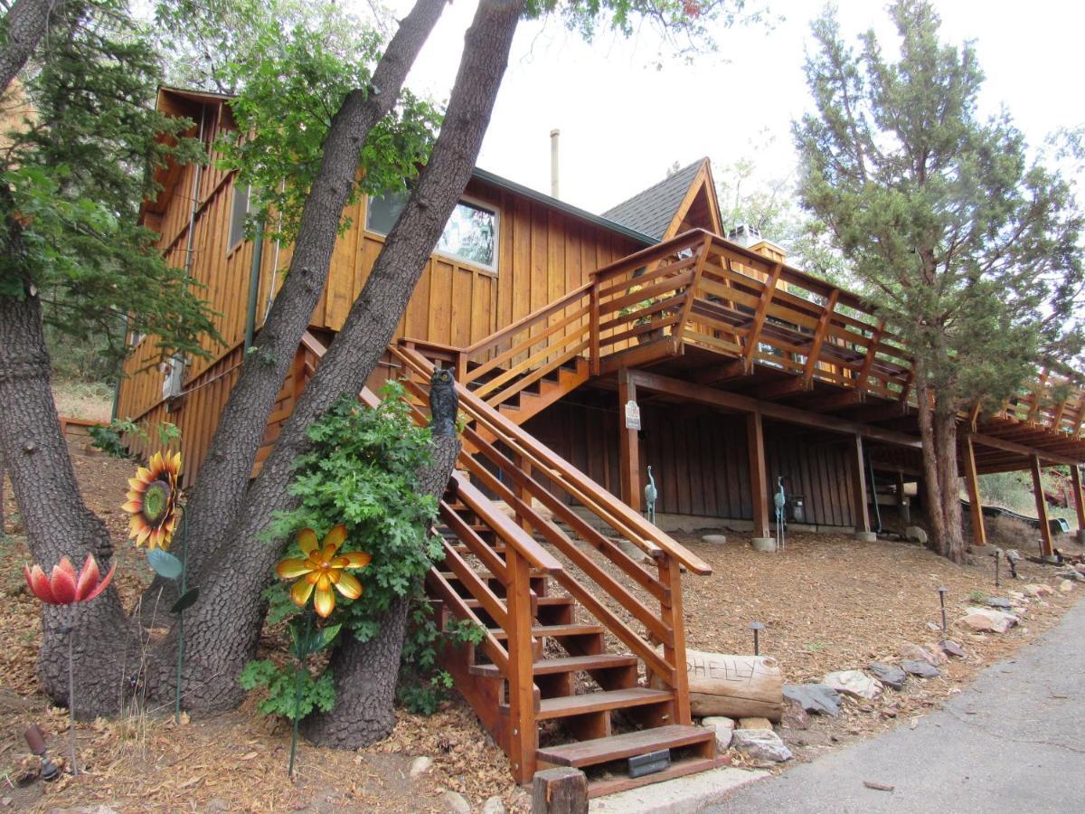 Hillside Hideaway -View Of Ski Slope From Charming Deck Big Bear Lake Luaran gambar